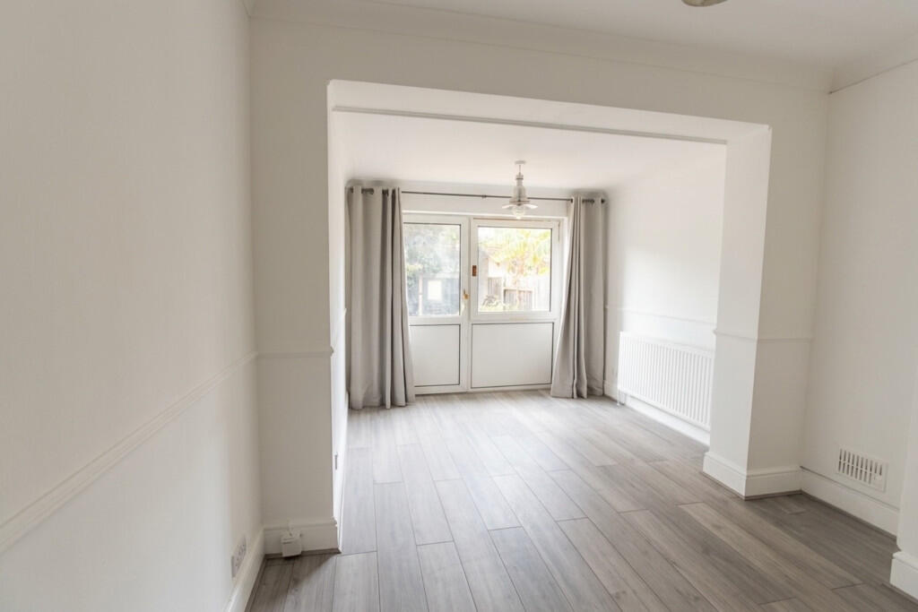 Apartment in London - View 2