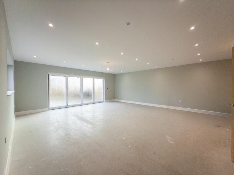 House in East Suffolk, Trimley St Mary - View 2