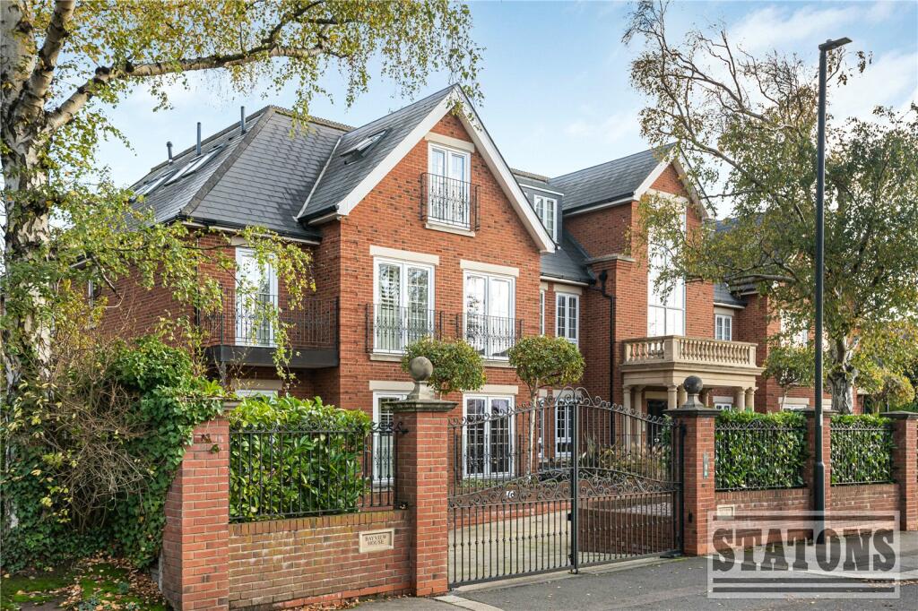 Main image of property: Uplands Park Road, Enfield, EN2