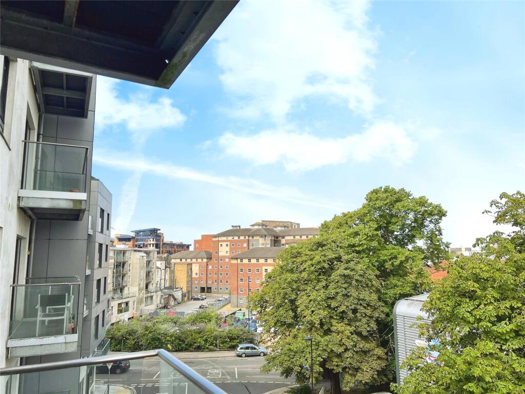 Main image of property: Royal Crescent Road, Southampton, Hampshire
