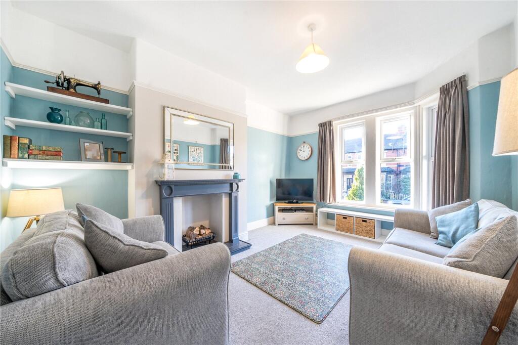 House in North Yorkshire, Harrogate - View 2