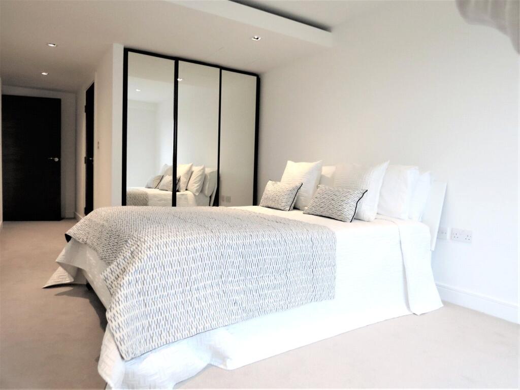 Apartment in Twickenham - View 5