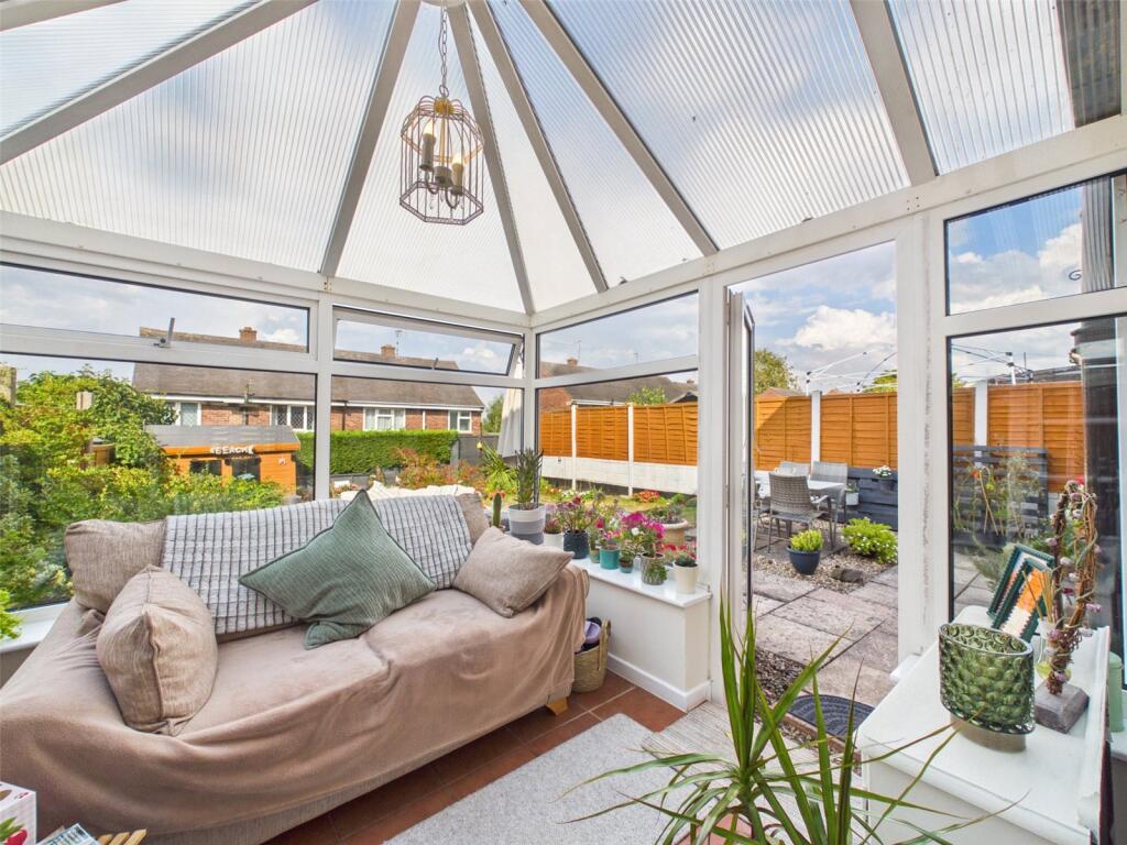 House in Worcester - View 4