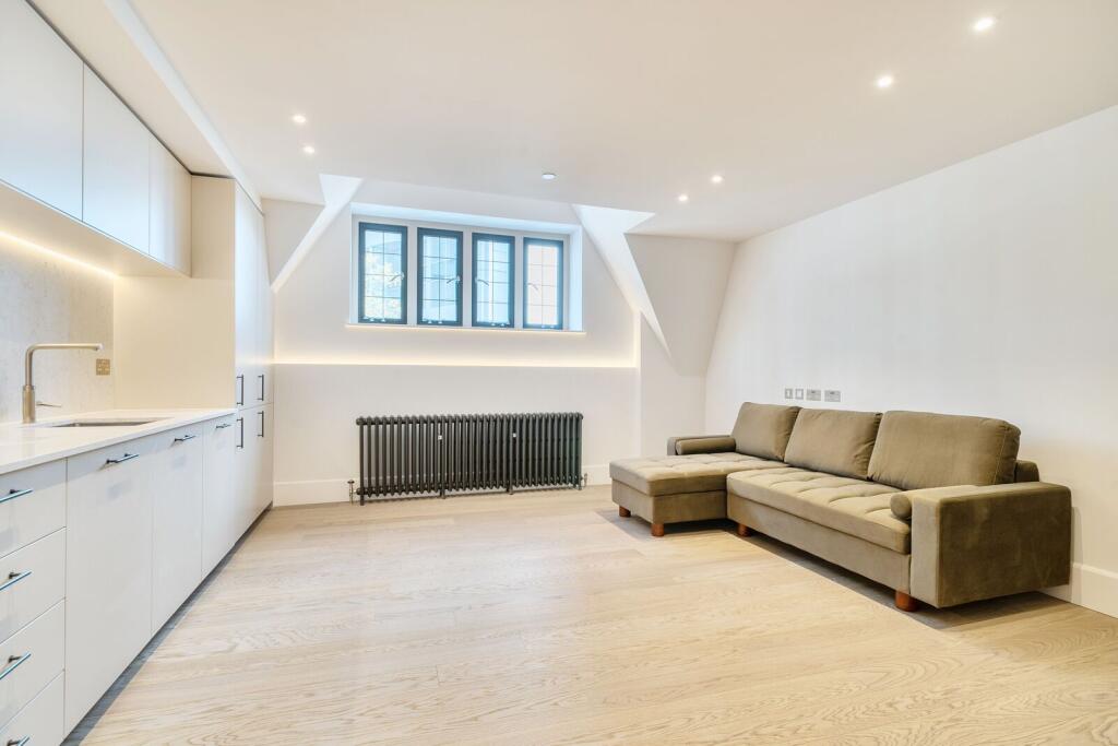 Apartment in London - View 5
