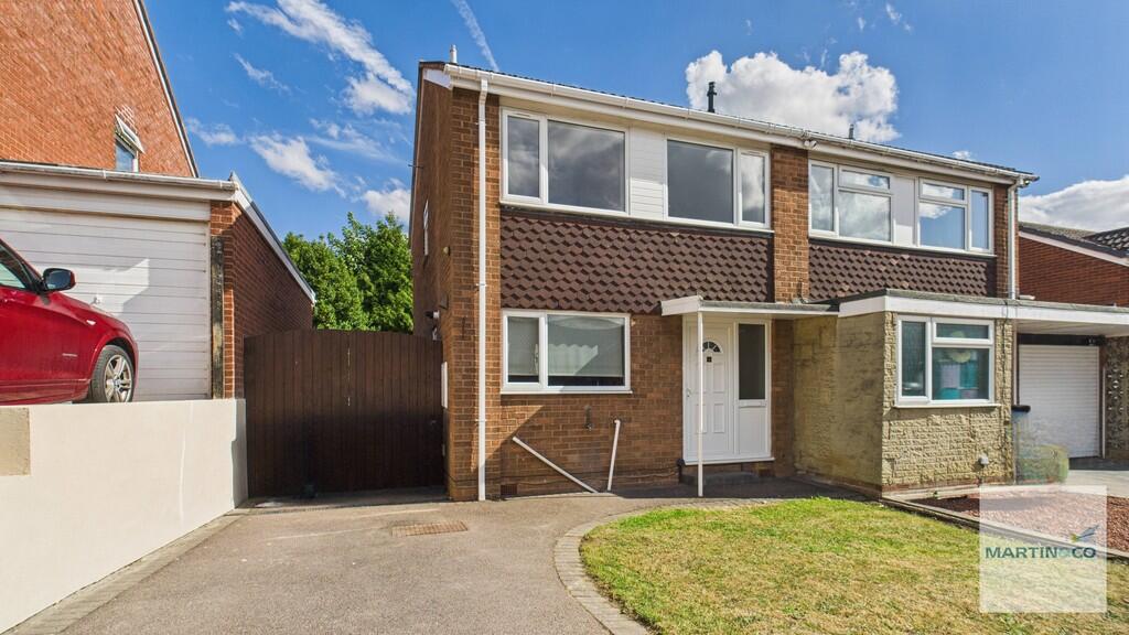 Main image of property: Cowley, Lakeside