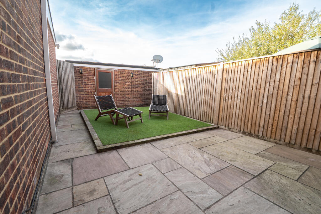 House in Eastleigh, Fair Oak and Horton Heath - View 4