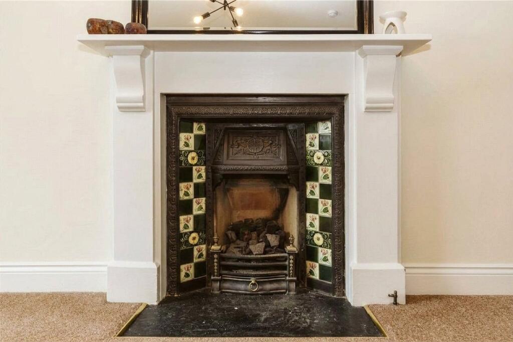 Apartment in Bristol - View 5