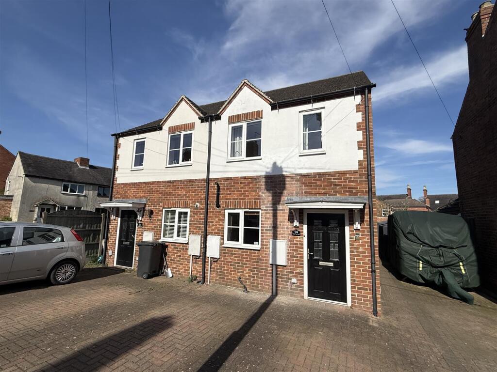 Main image of property: Rose Tree Lane, Newhall, Swadlincote