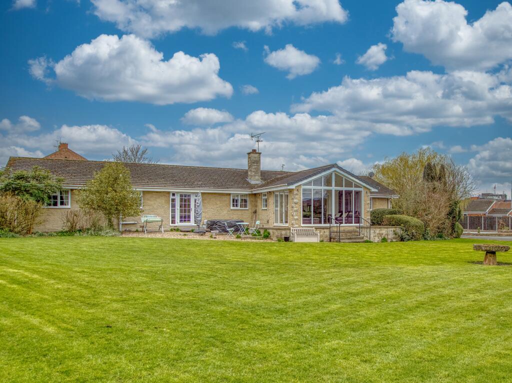 Main image of property: Park Place, Worksop, S80