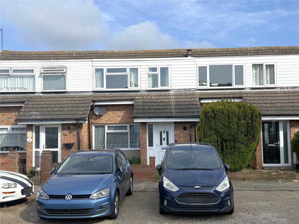 3-bed terraced on Lambourne, East Tilbury, RM18, £295,000