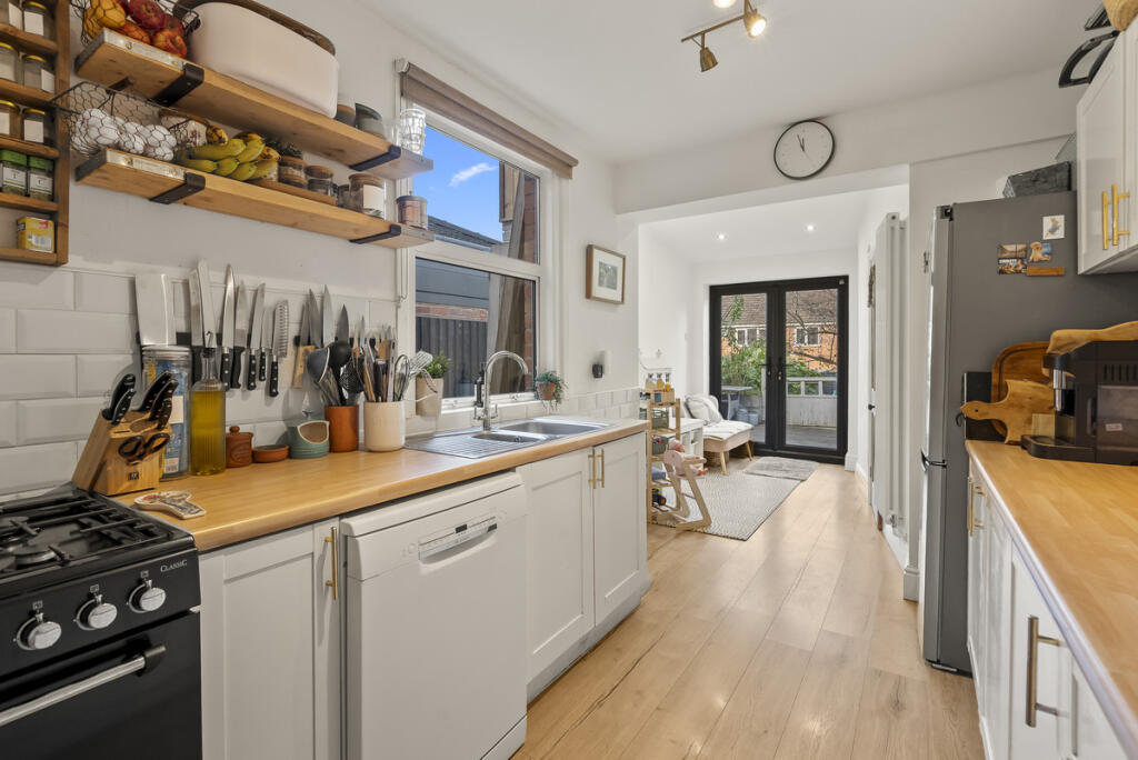 House in Worcester, St Peters, Red Hill - View 5