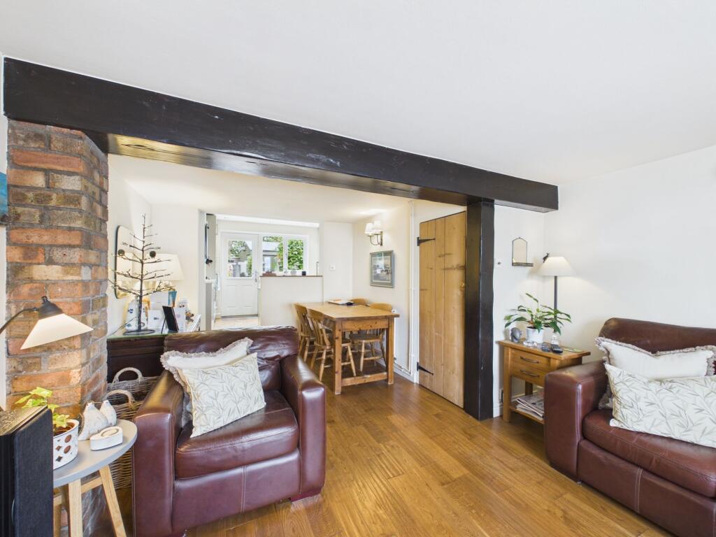 House in Huntingdonshire, Perry - More