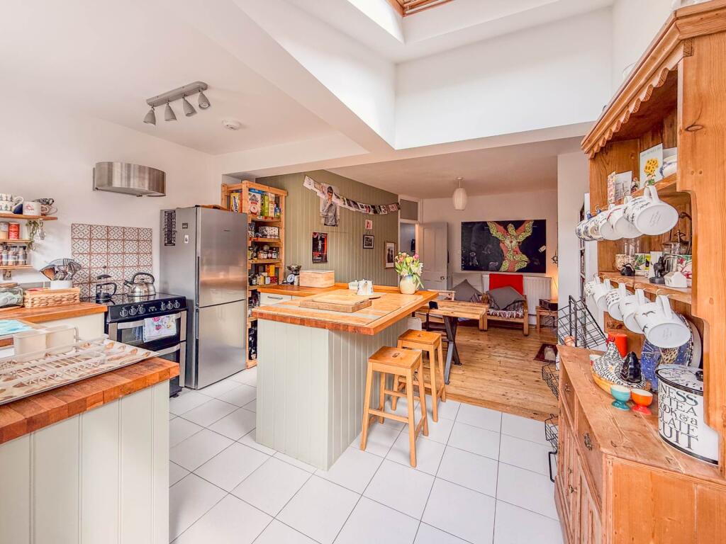 House in Bath - View 5