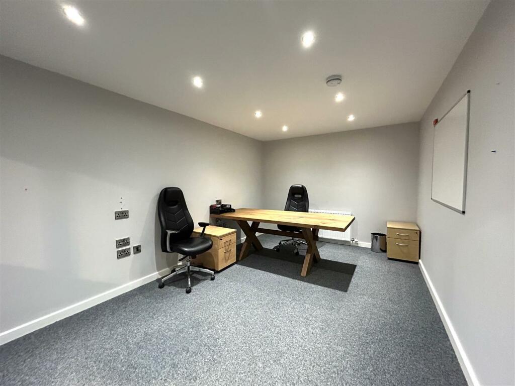 Main image of property: Greensleeves, Standback Way, Skelmanthorpe, Huddersfield, HD8 9GA