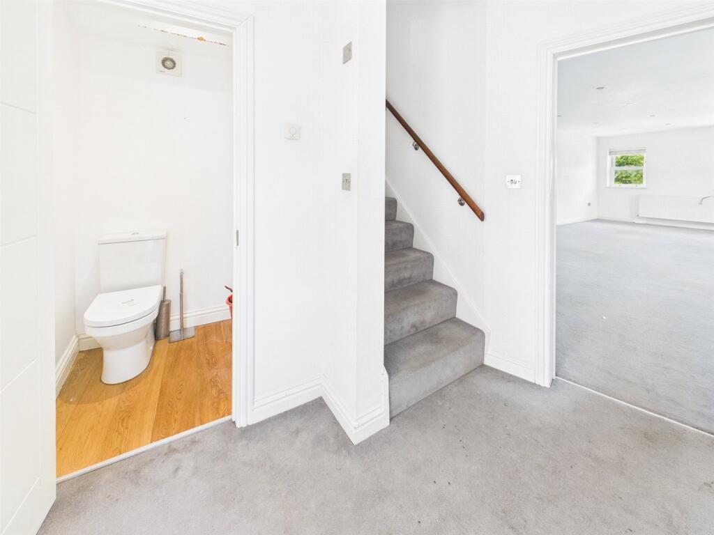 Apartment in London - More