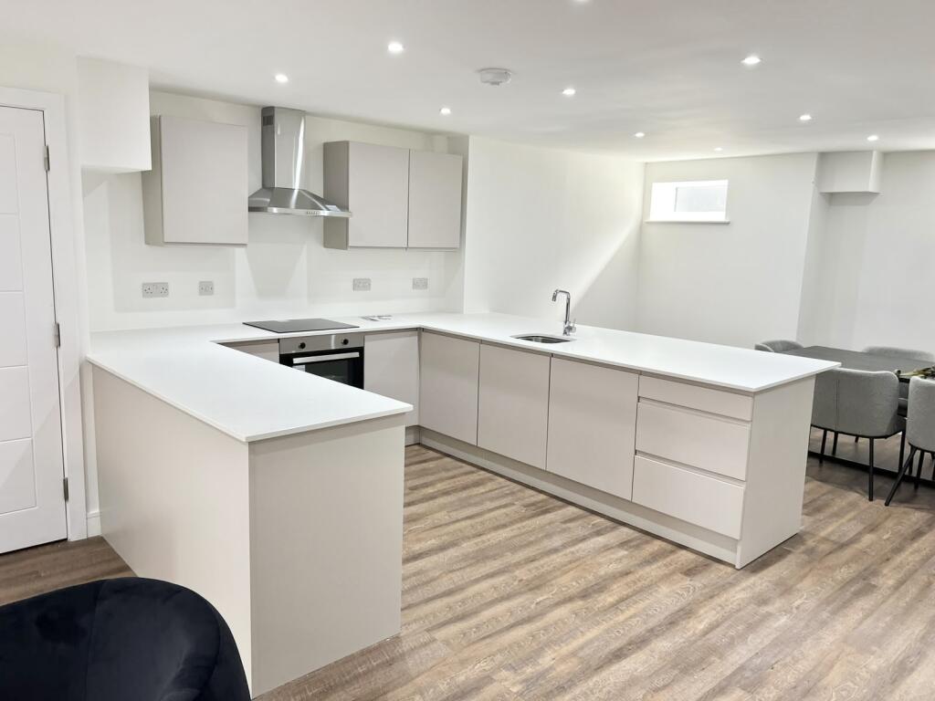 Apartment in Salford, Seedley - View 4