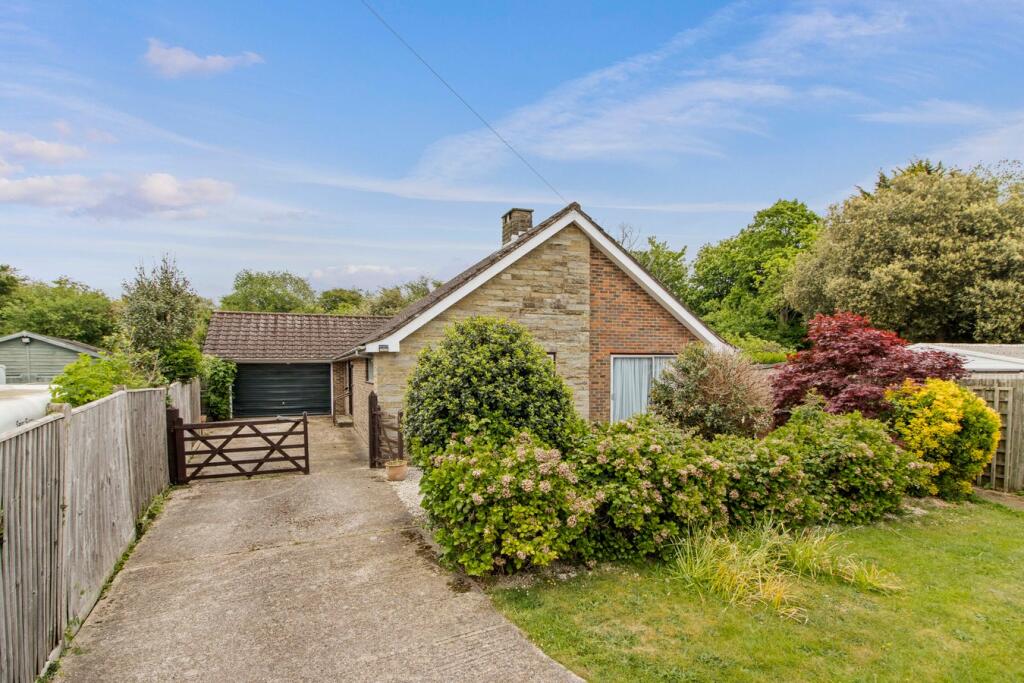 Main image of property: London Road, Hailsham, BN27