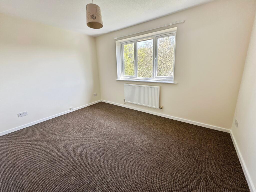 Newport Close, Stretton, Burton-on-Trent, DE14 photo 4