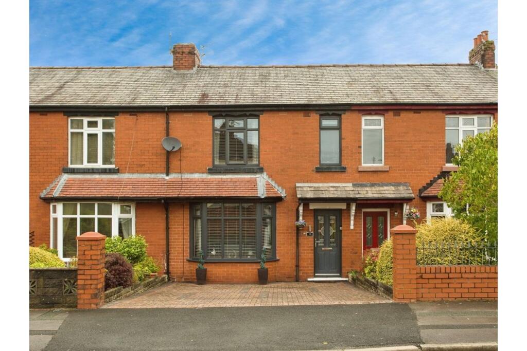 Main image of property: Yewlands Drive, Leyland, PR25