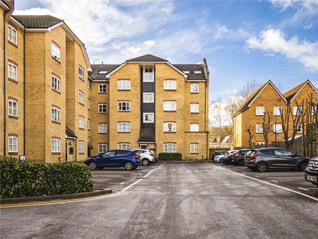 Main image of property: Stephenson Wharf, Apsley Lock, Hemel Hempstead, Hertfordshire, HP3