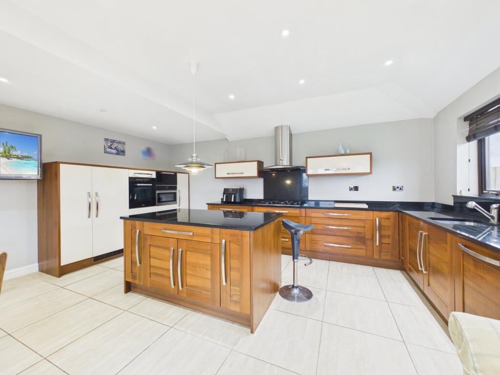 Mountbatten Drive, Biggleswade, SG18 photo 3