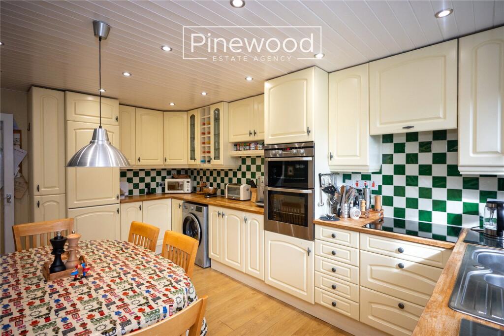 Trem Afon, Mynydd Isa, Flintshire, CH7 photo 4