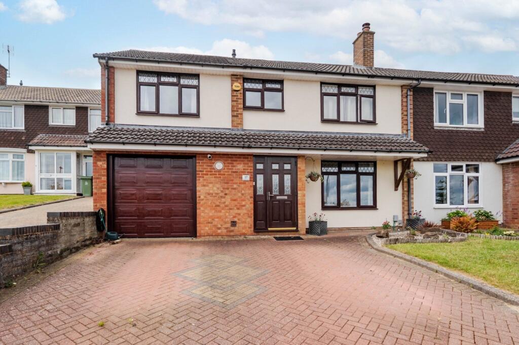 Main image of property: Ulverston Road, Dunstable, Bedfordshire, LU6