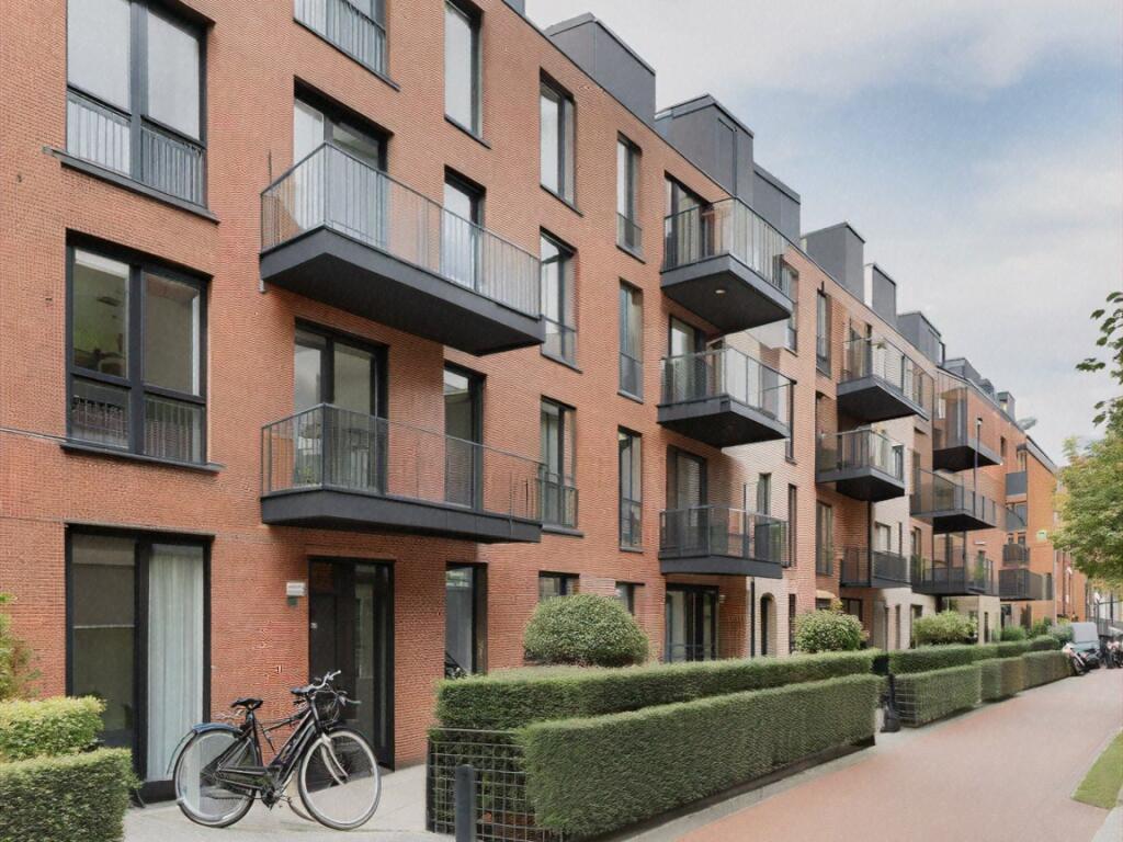 Apartment in London - View 5