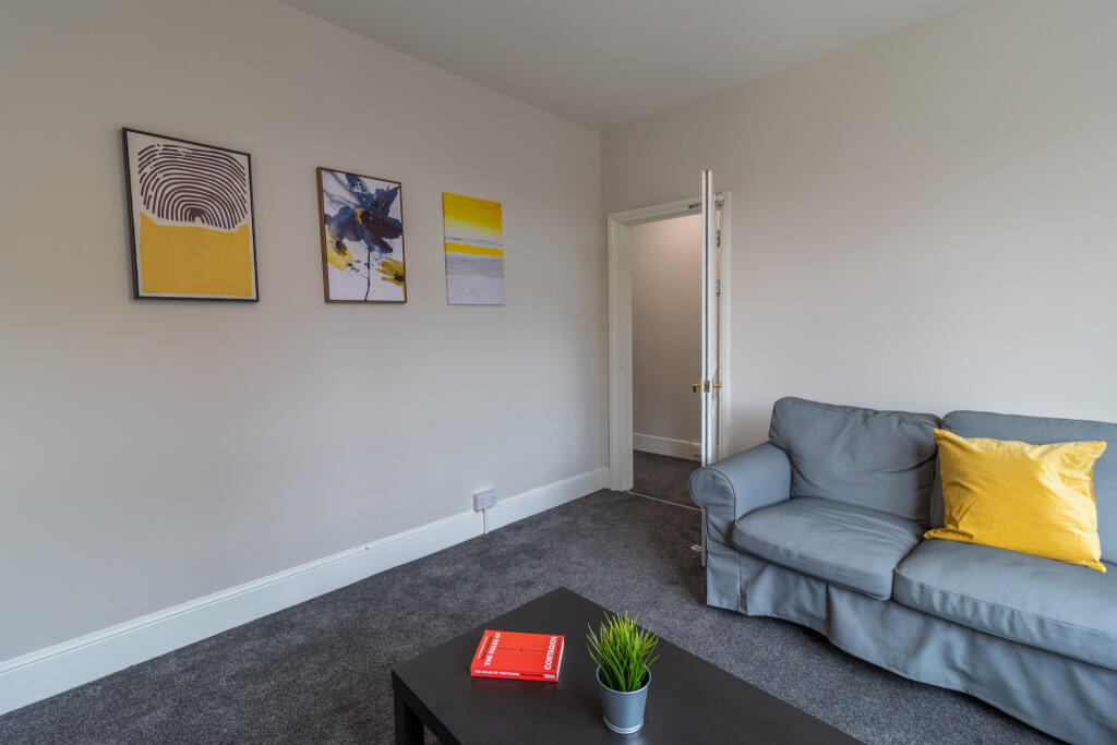 House in Warwick, Royal Leamington Spa - View 5