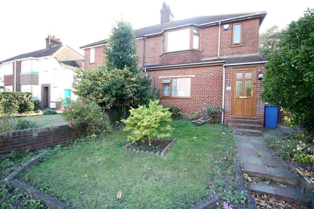 Main image of property: Hawthorn Road, Sittingbourne, Kent, ME10 1BB