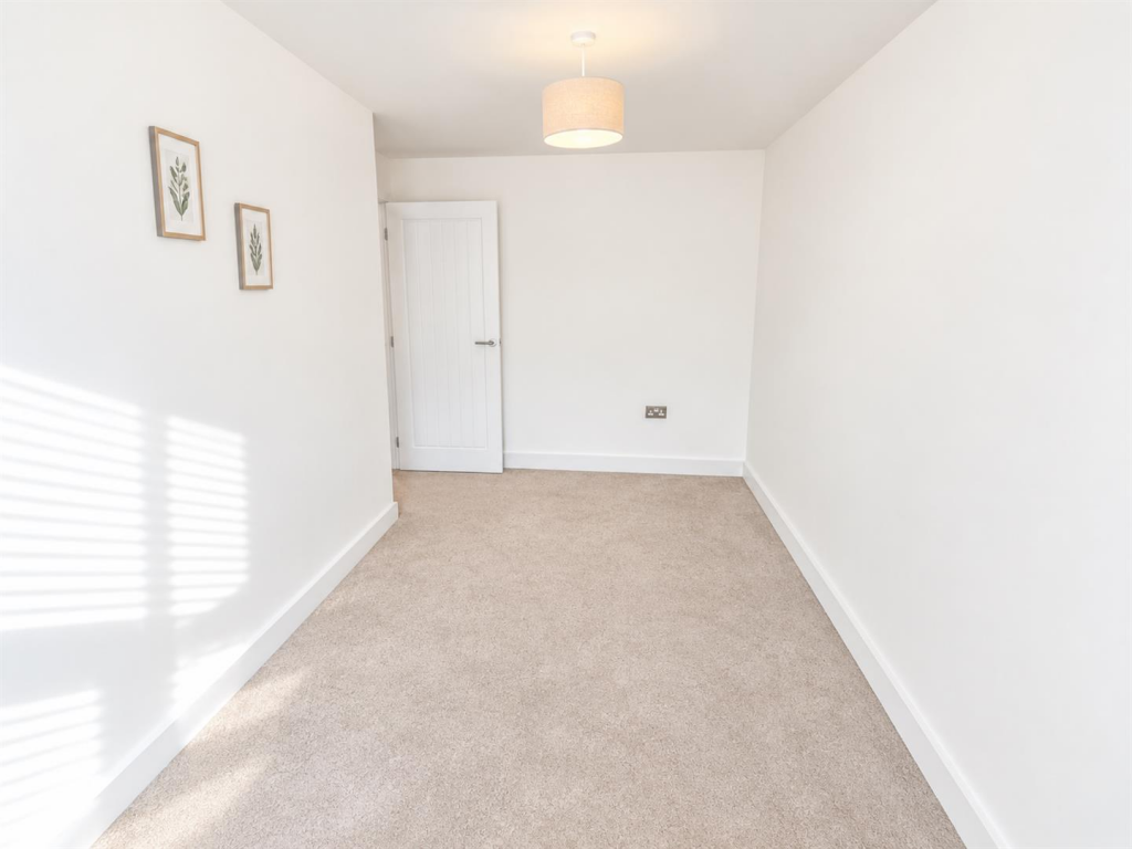 House in Manchester, Greater Manchester - View 4