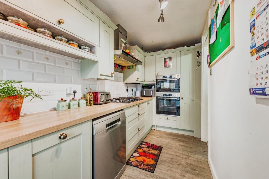 House in Reigate and Banstead, Surrey - More