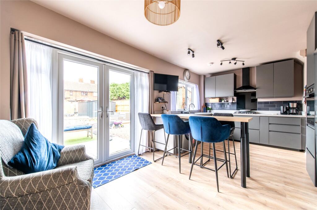 House in Gravesham, Northfleet - View 5