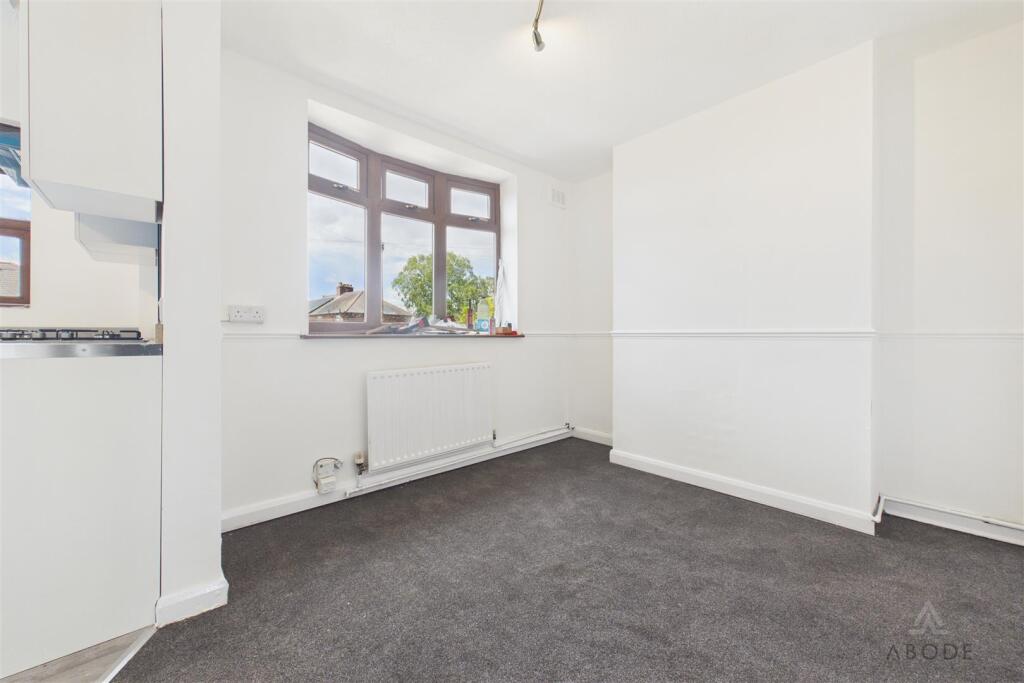 House in Dudley, West Midlands - View 4