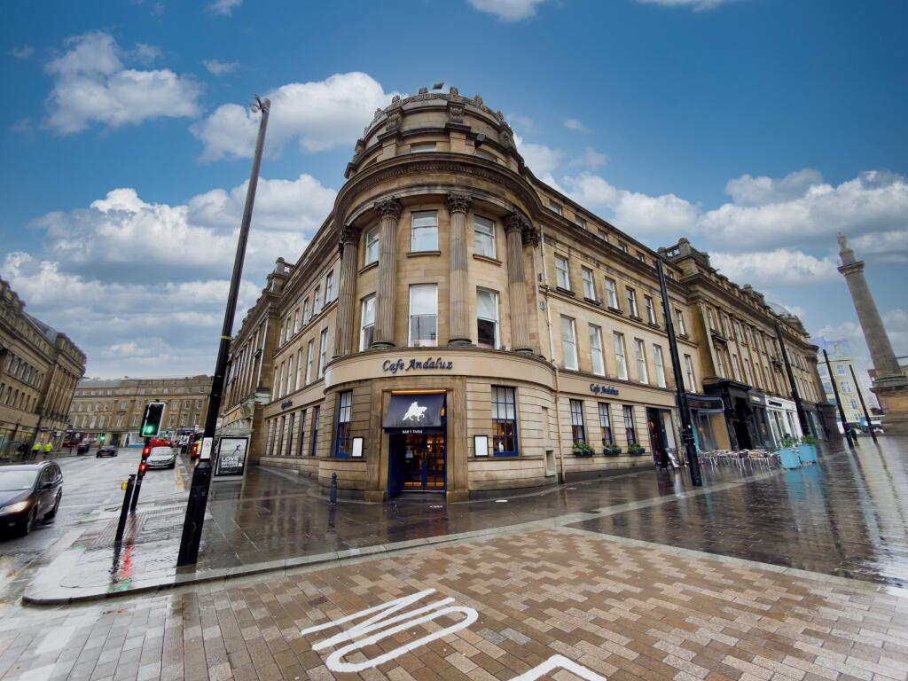Main image of property: Flat 1, 93A Grey Street, Newcastle upon Tyne, Tyne and Wear NE1 6EG