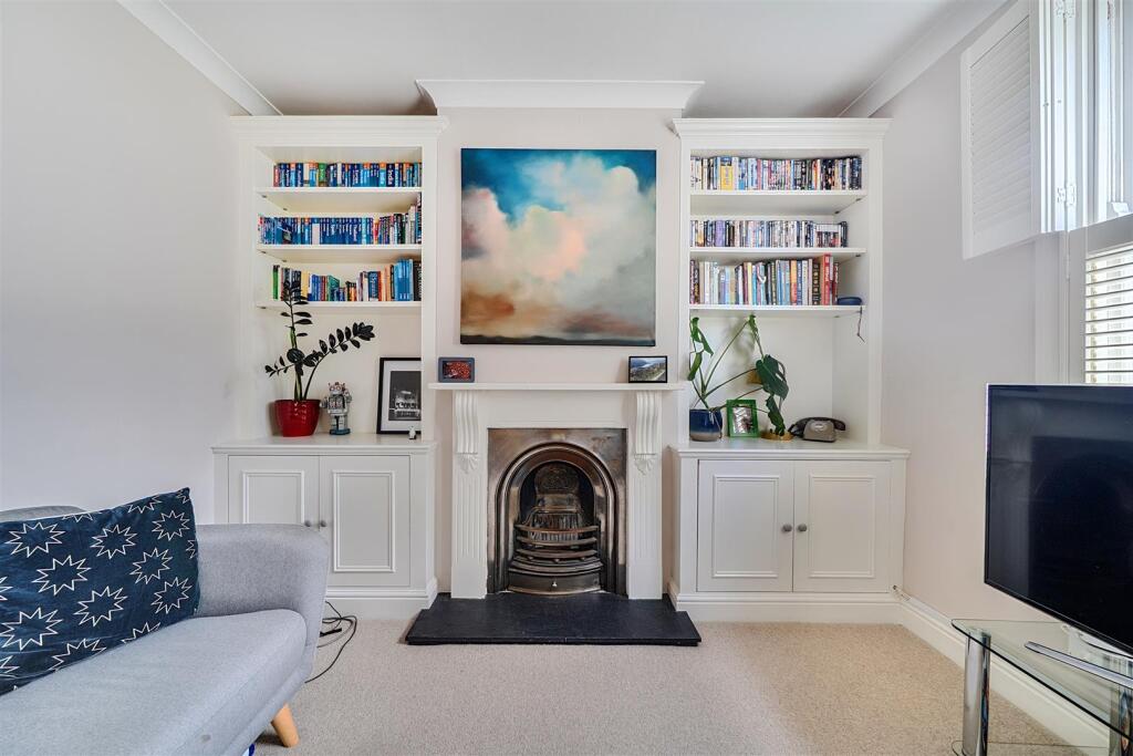 House in Surbiton, Oakhill - View 5