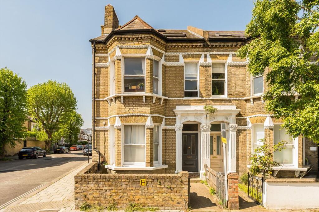 Main image of property: Elms Crescent, Clapham
