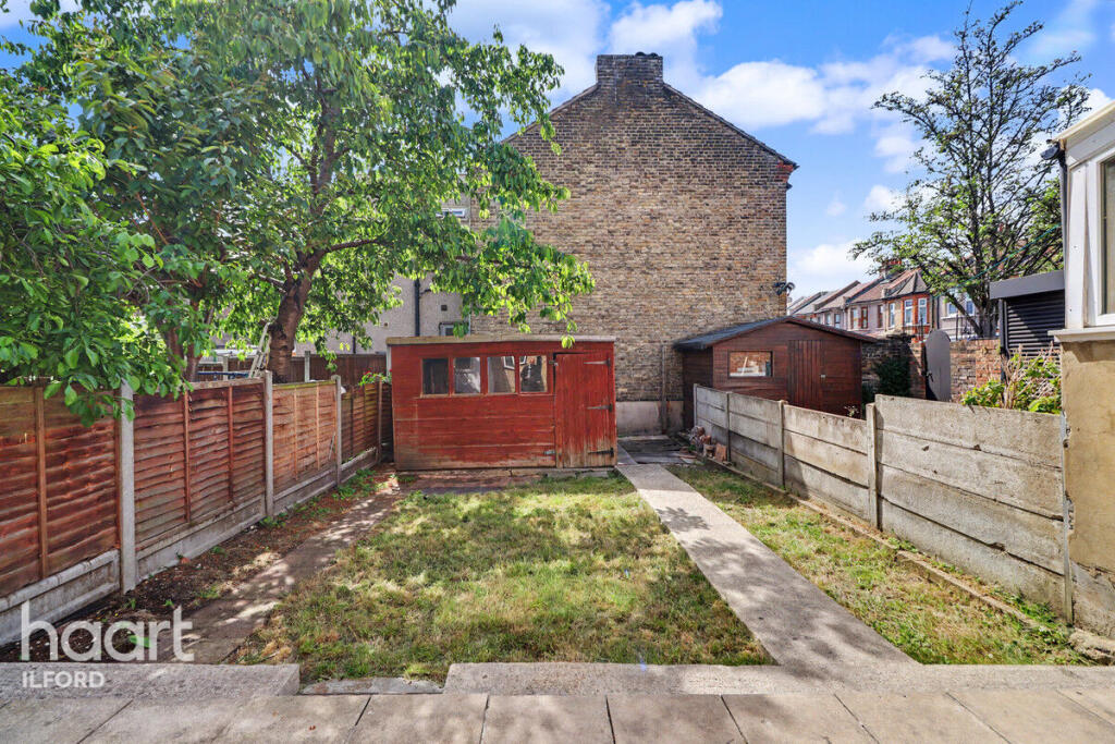 Lowbrook Road, Ilford photo 3