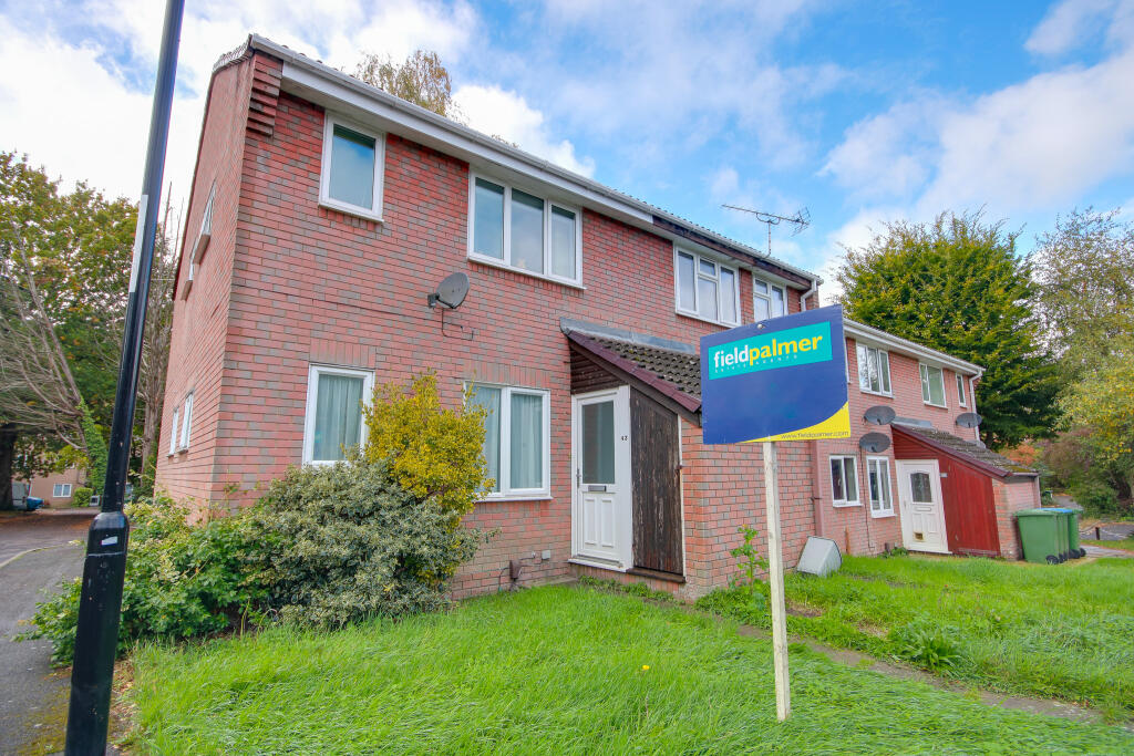 Main image of property: MERRYOAK! CASH BUYERS ONLY! NO FORWARD CHAIN!