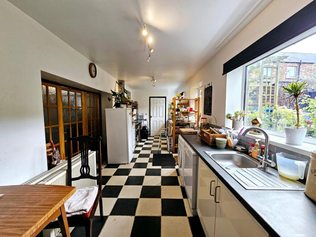 Park Street, Scarborough, North Yorkshire - View 4