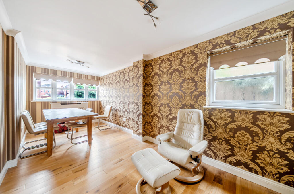 House in Hull - More