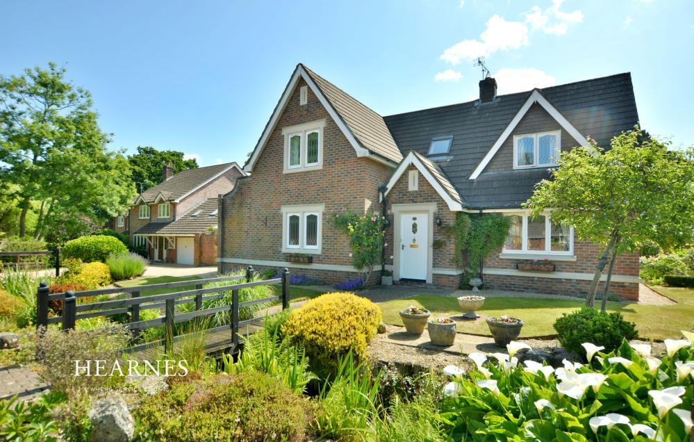 Main image of property: Silverwood Close, Wimborne, BH21 1QZ