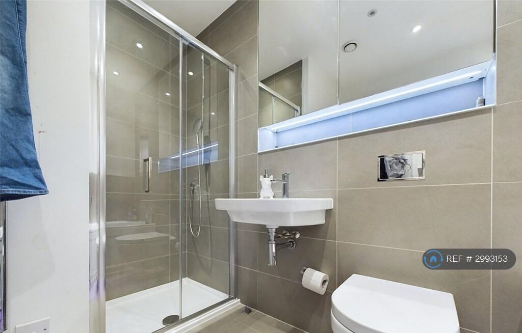 House in Reading - View 4