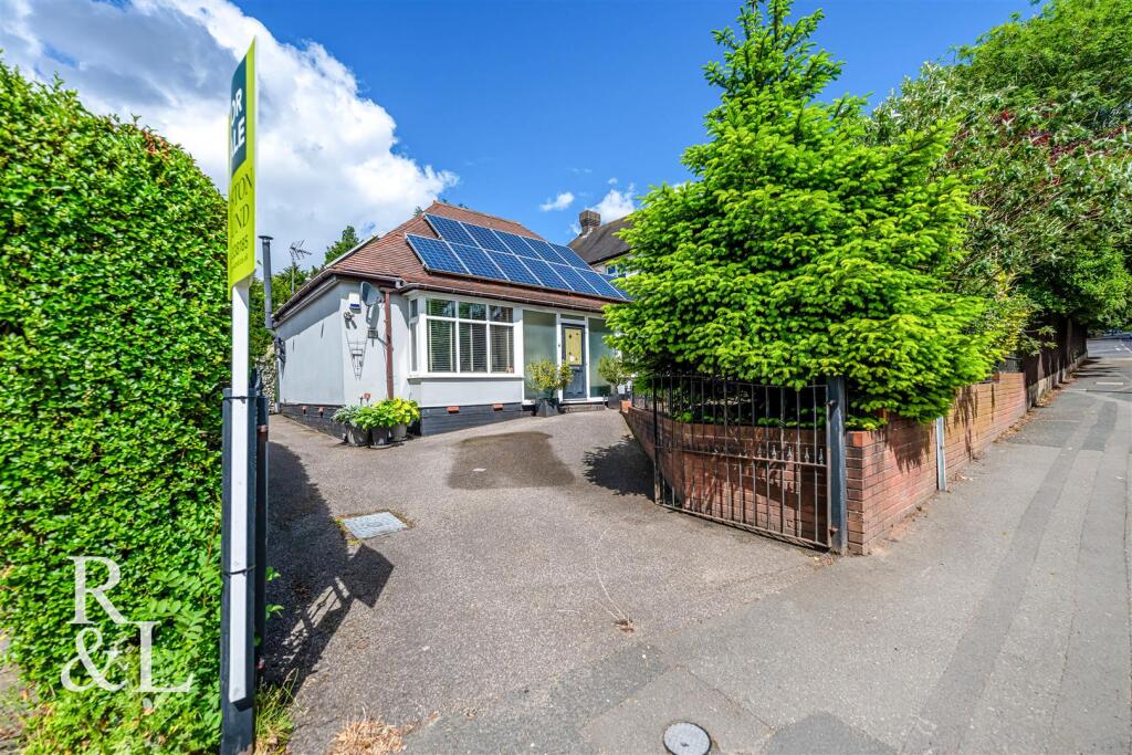Main image of property: Goldthorn Hill, Wolverhampton