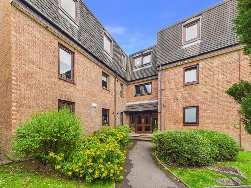 Main image of property: Westlands Gardens, Paisley