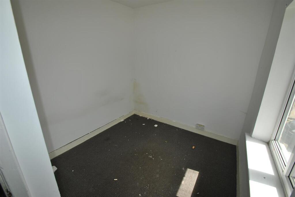 Brunswick Street, S63 photo 4