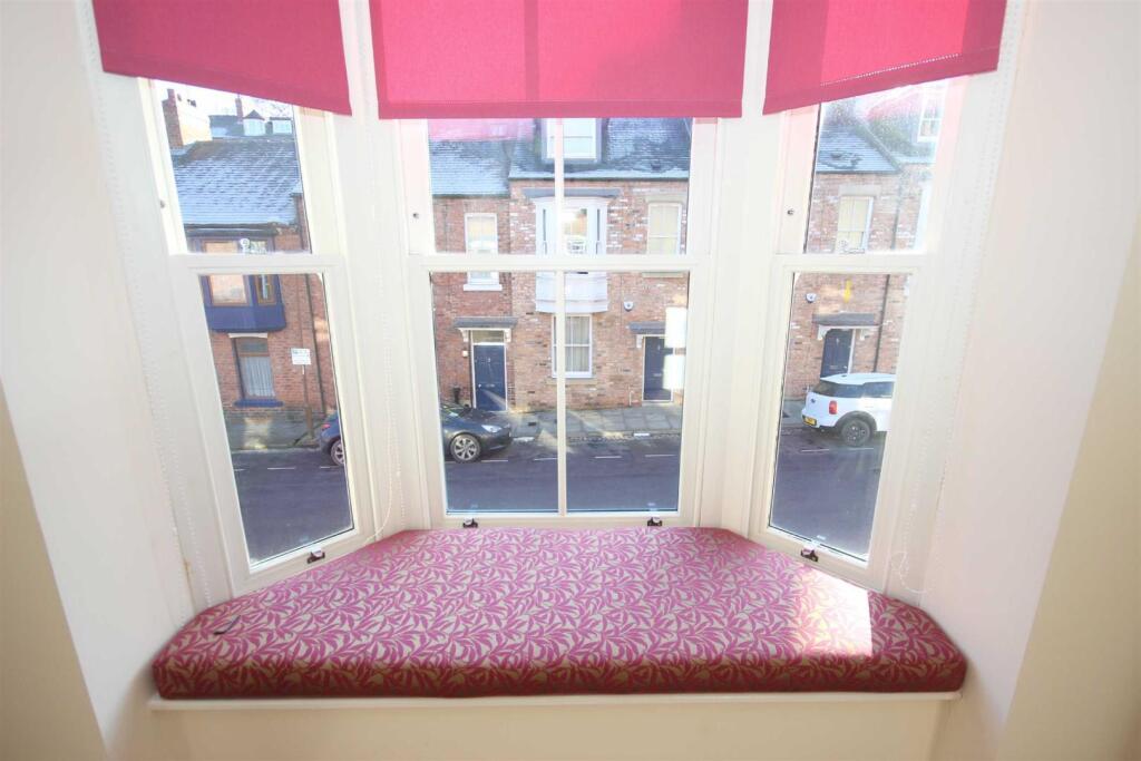 8 Juniper Way, Durham City - View 5