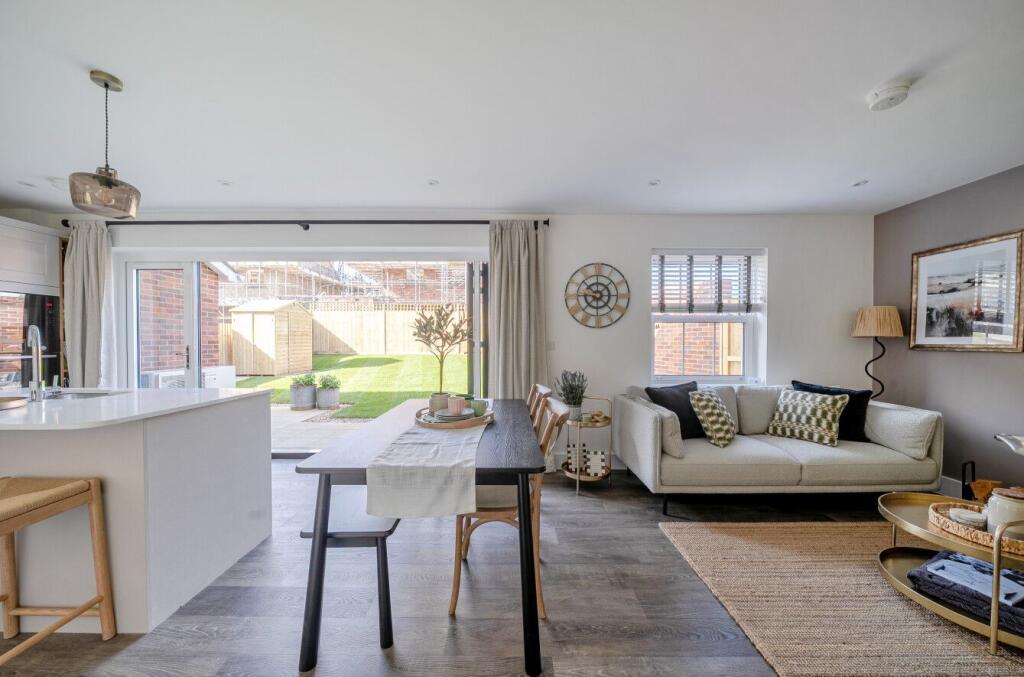 House in Southampton - View 4