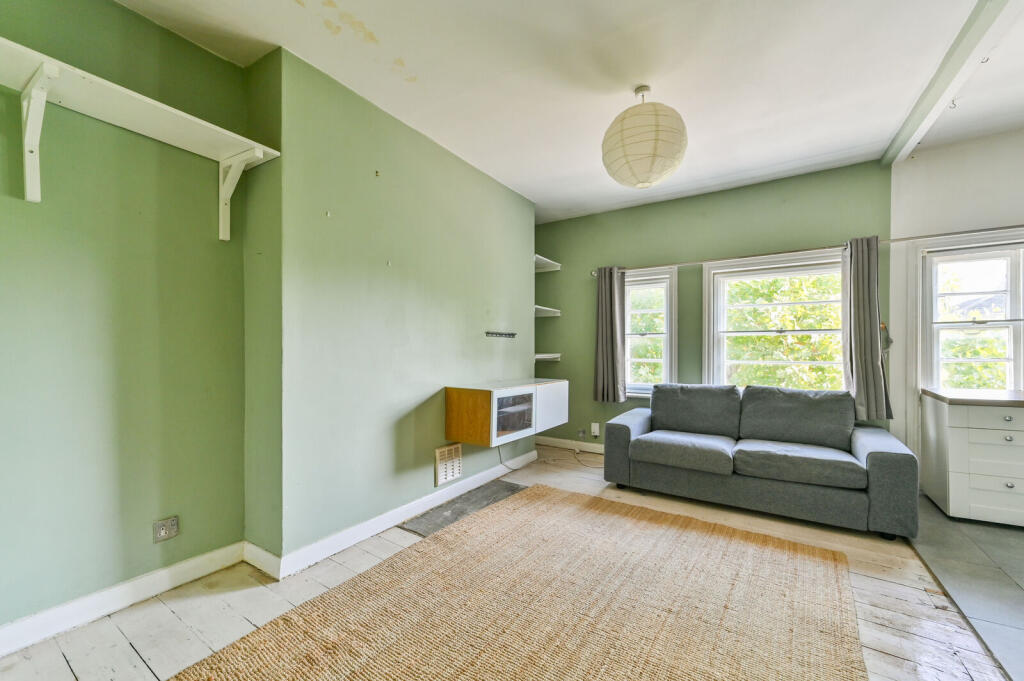 Main image of property: Brondesbury Villas, Brondesbury, London, NW6
