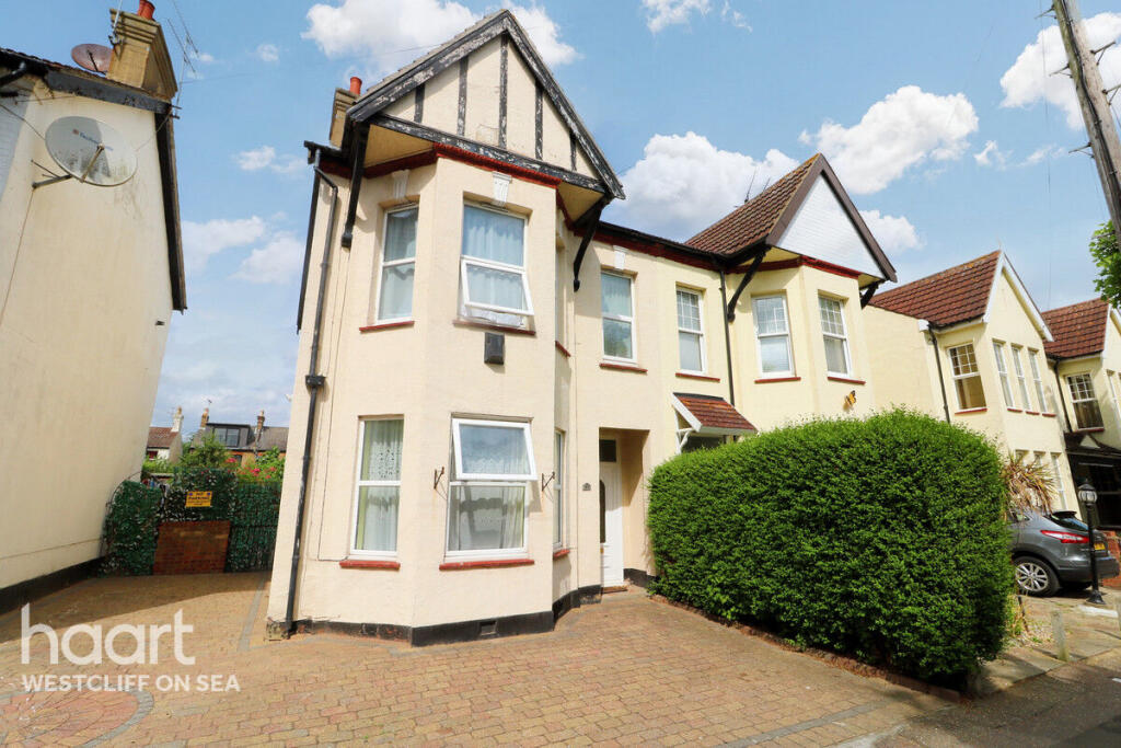 5-bed semi-detached on 33a, St. Helens Road, £500,000
